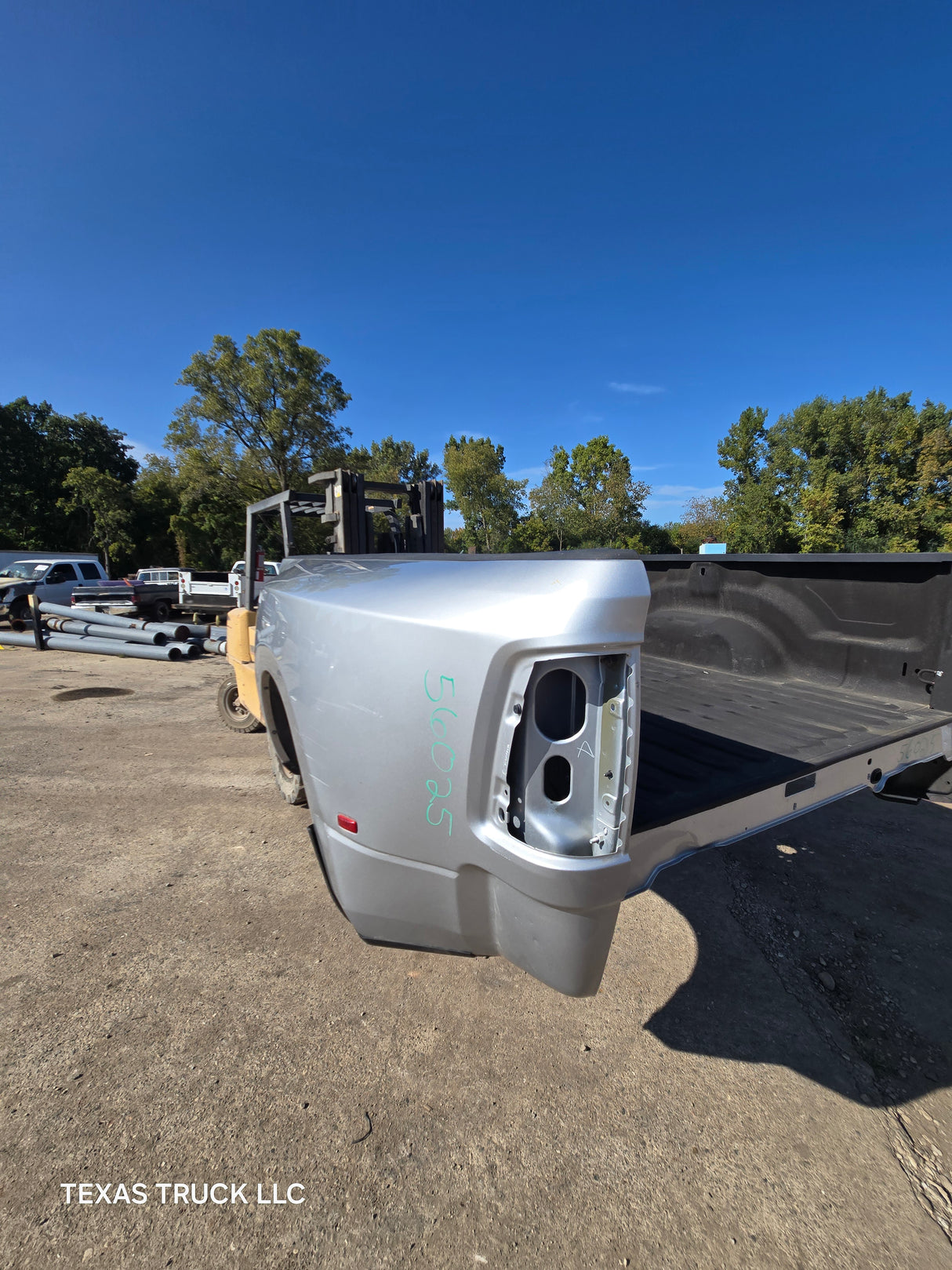 2009-2018 Dodge Ram 3500 4500 4th Gen Dually 8' Truck Truck Bed