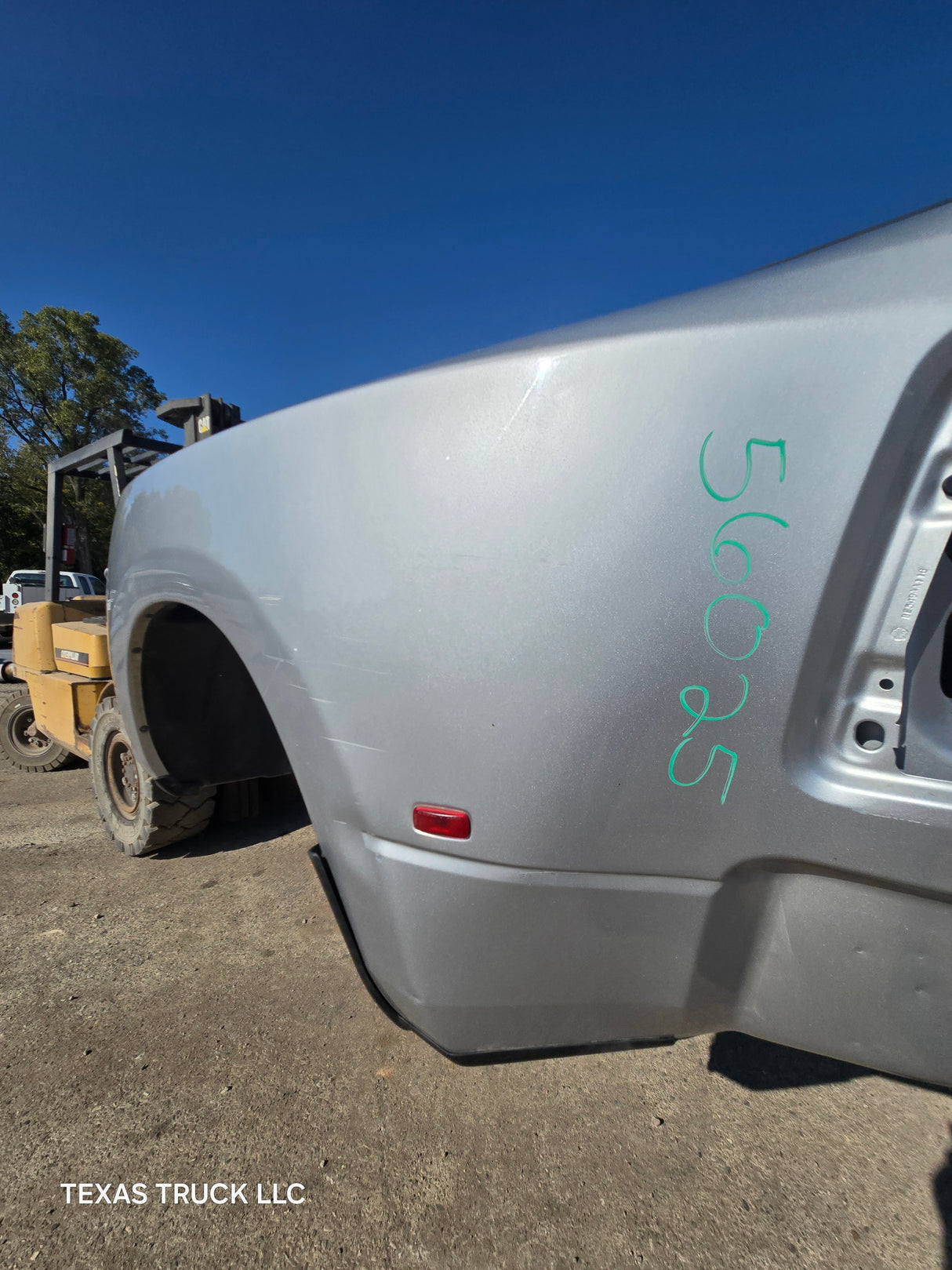 2009-2018 Dodge Ram 3500 4500 4th Gen Dually 8' Truck Truck Bed