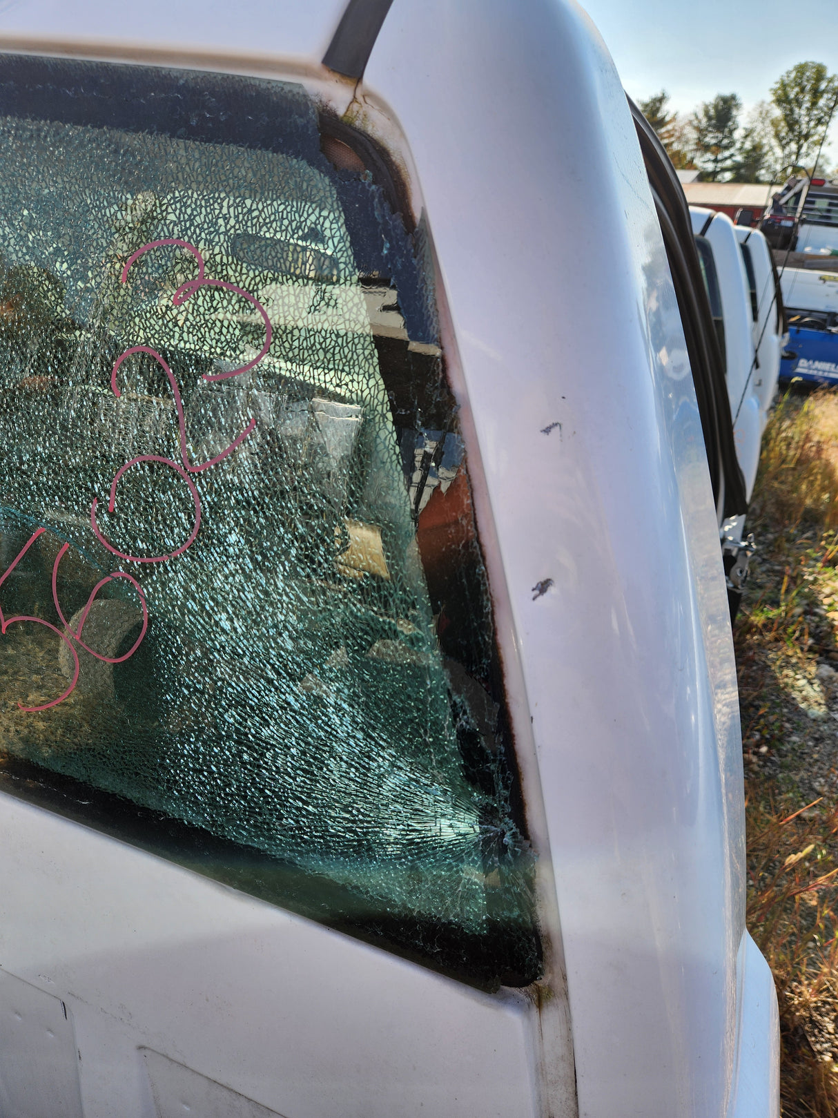 1999-2007 Chevrolet Silverado / GMC Sierra 1500 2500 HD 3500HD Regular Cab Body - Summit white