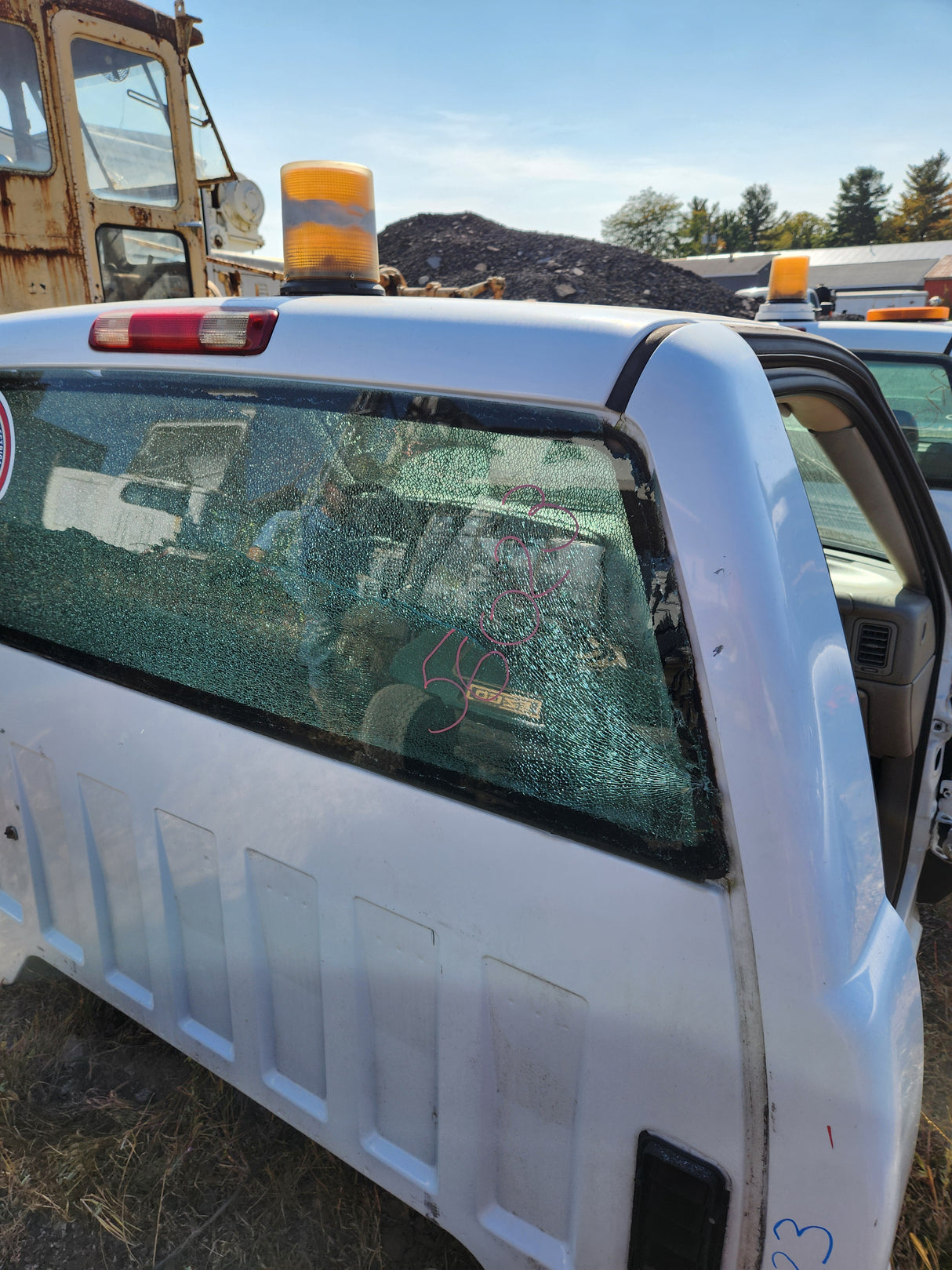 1999-2007 Chevrolet Silverado / GMC Sierra 1500 2500 HD 3500HD Regular Cab Body - Summit white