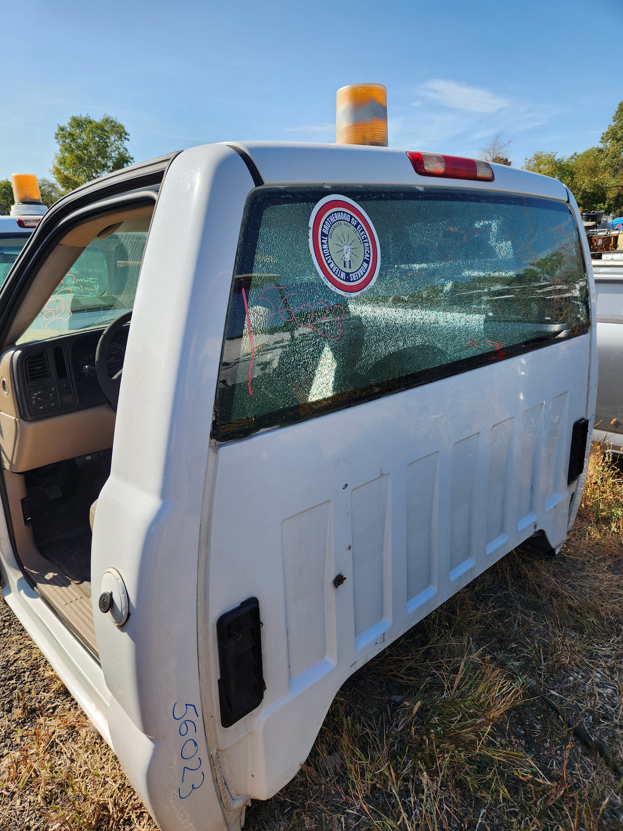 1999-2007 Chevrolet Silverado / GMC Sierra 1500 2500 HD 3500HD Regular Cab Body - Summit white