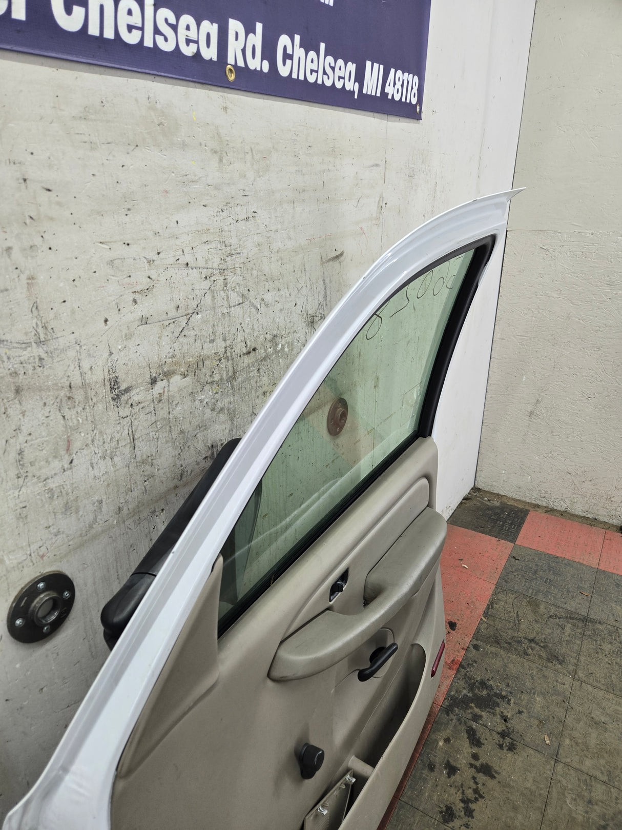 1999-2006 Chevrolet Silverado / GMC Sierra 1500 2500 3500 HD Front Passenger side Door RH