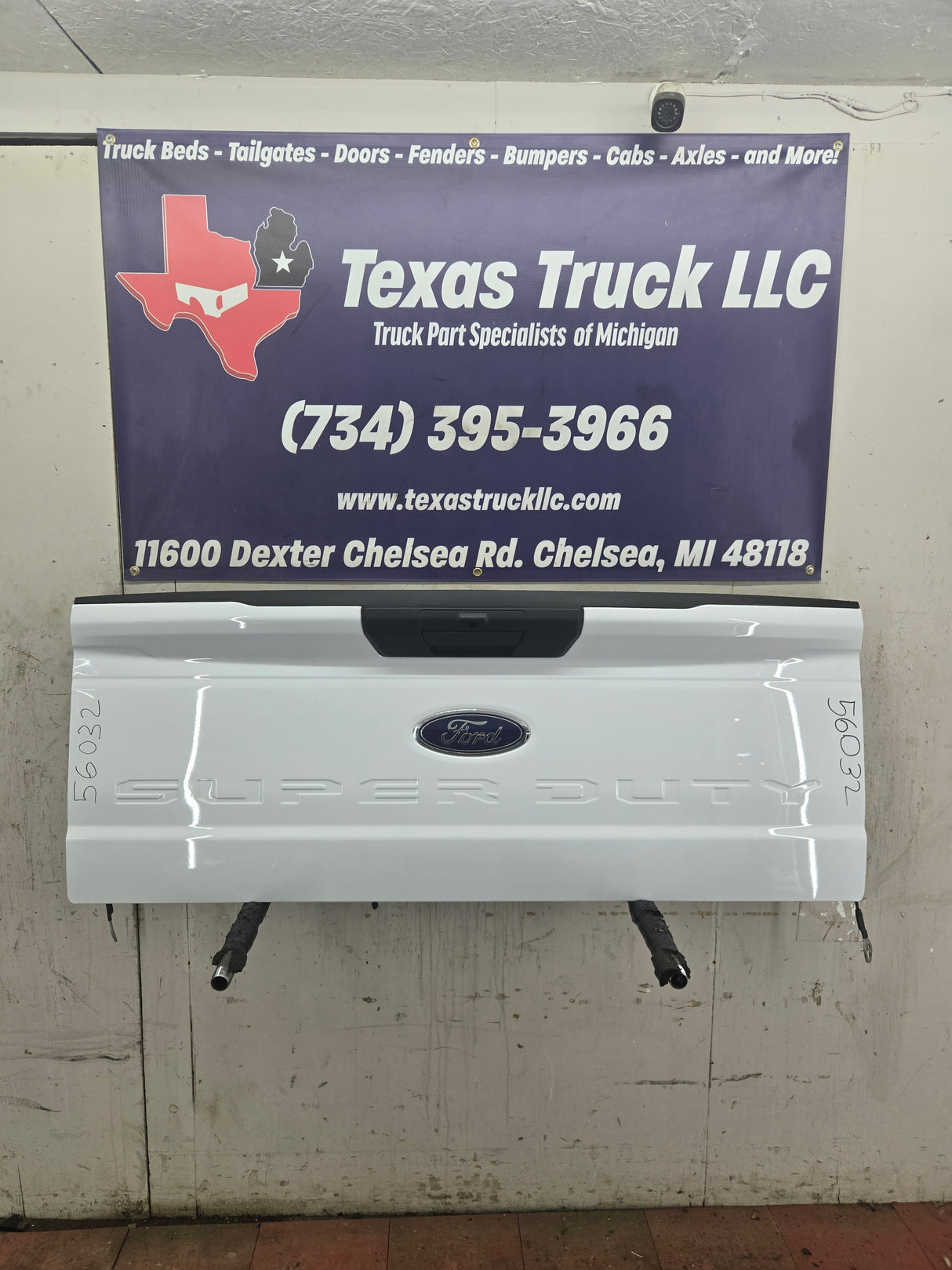 2023-2025 Ford Super Duty F250 F350 F450 F550 Tailgate - Oxford White New Take off