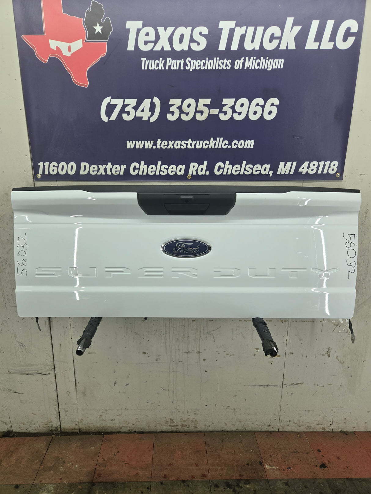 2023-2025 Ford Super Duty F250 F350 F450 F550 Tailgate - Oxford White New Take off