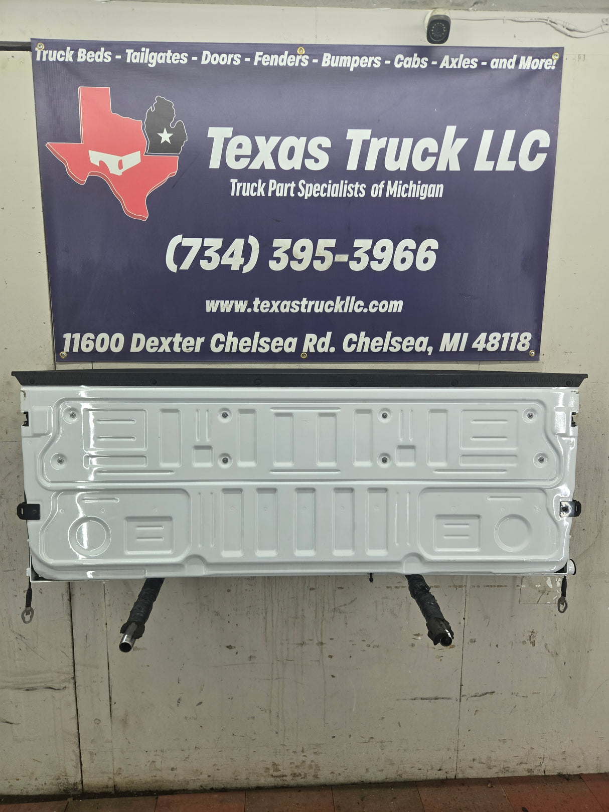 2023-2025 Ford Super Duty F250 F350 F450 F550 Tailgate - Oxford White New Take off