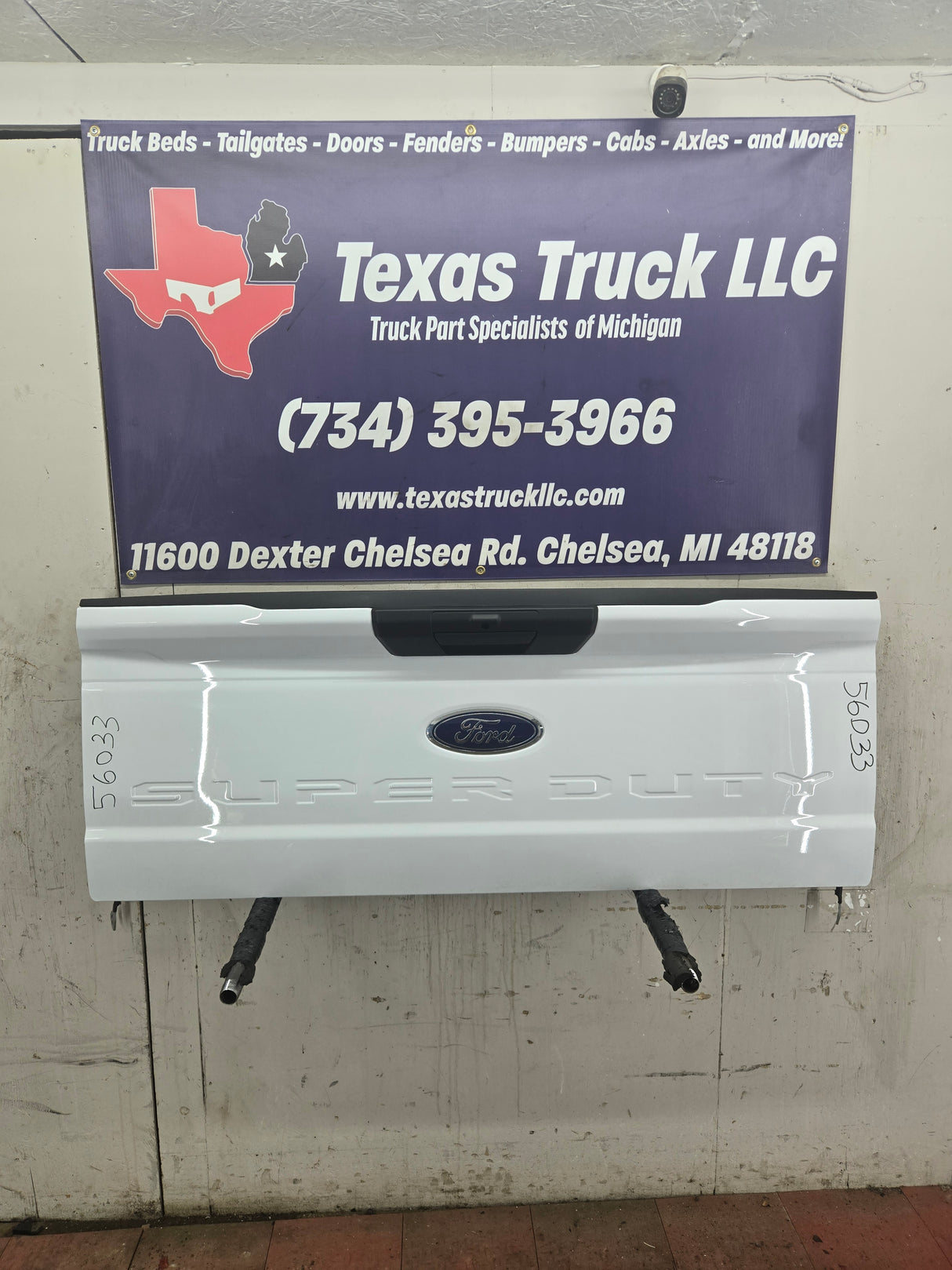 2023-2025 Ford Super Duty F250 F350 F450 F550 Tailgate - Oxford White NEW TAKE OFF