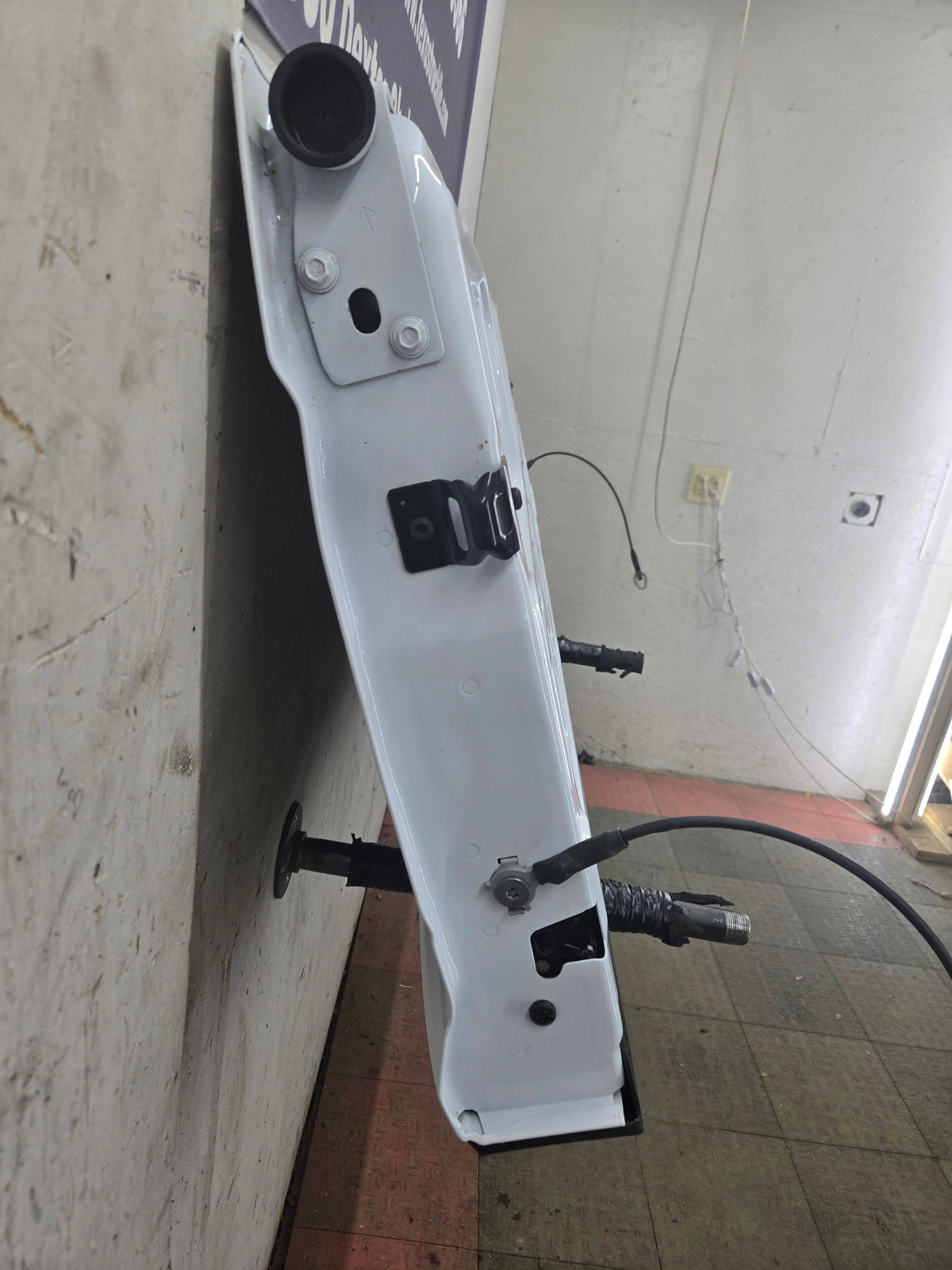 2023-2025 Ford Super Duty F250 F350 F450 F550 Tailgate - Oxford White NEW TAKE OFF