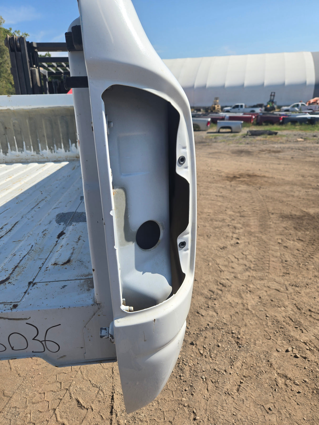 2003-2008 Dodge Ram 1500 2500 3500 3rd Gen 6' 4" Short Truck Bed - White