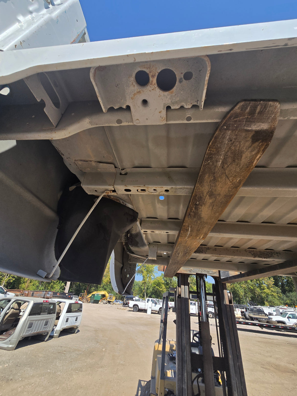 2003-2008 Dodge Ram 1500 2500 3500 3rd Gen 6' 4" Short Truck Bed - White