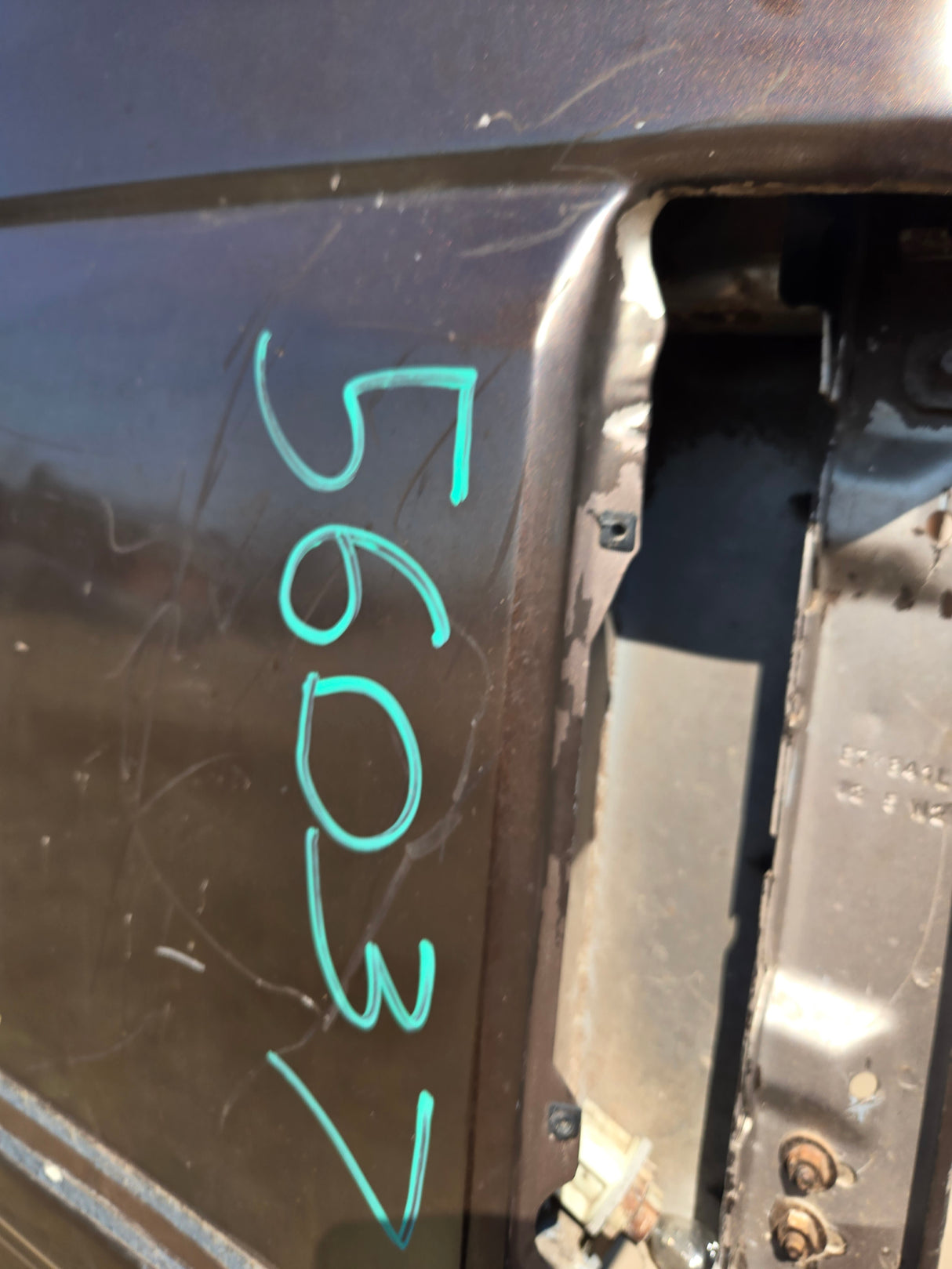 1987-1997 Ford F150 F250 F350 OBS 6' 9" Short Truck Bed