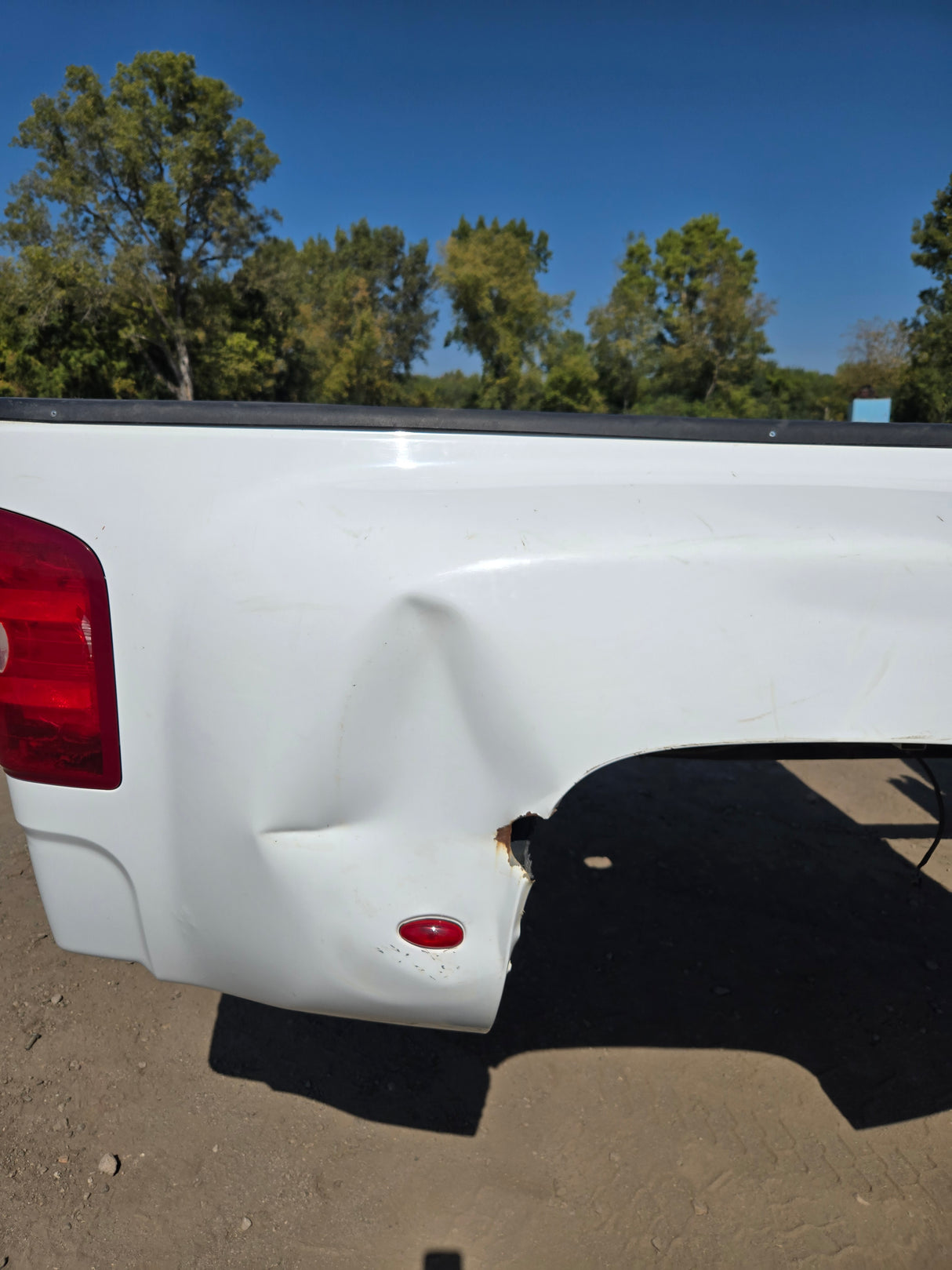 2007-2013 Chevrolet Silverado / GMC Sierra 3500 HD 8' Dually Truck Bed