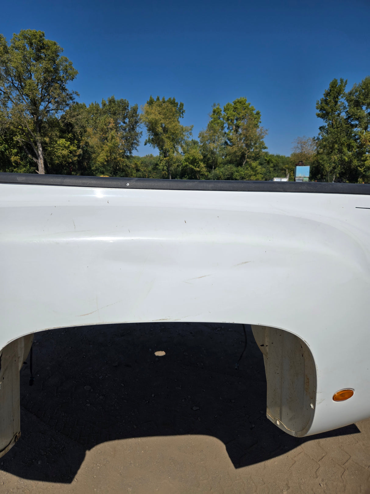 2007-2013 Chevrolet Silverado / GMC Sierra 3500 HD 8' Dually Truck Bed