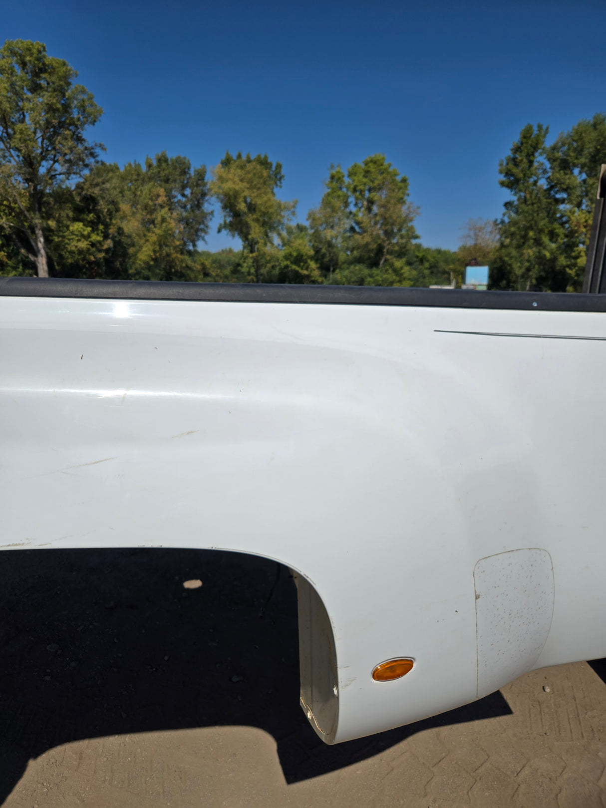 2007-2013 Chevrolet Silverado / GMC Sierra 3500 HD 8' Dually Truck Bed