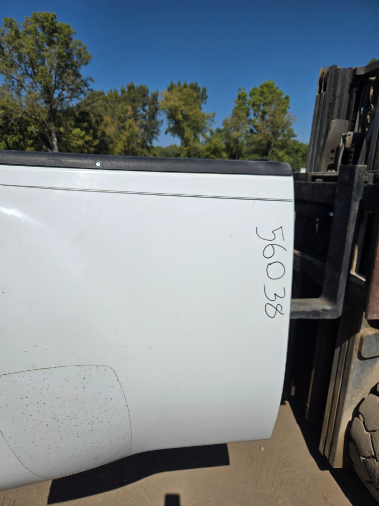 2007-2013 Chevrolet Silverado / GMC Sierra 3500 HD 8' Dually Truck Bed