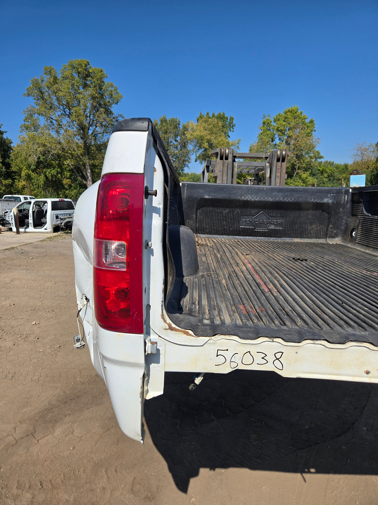2007-2013 Chevrolet Silverado / GMC Sierra 3500 HD 8' Dually Truck Bed