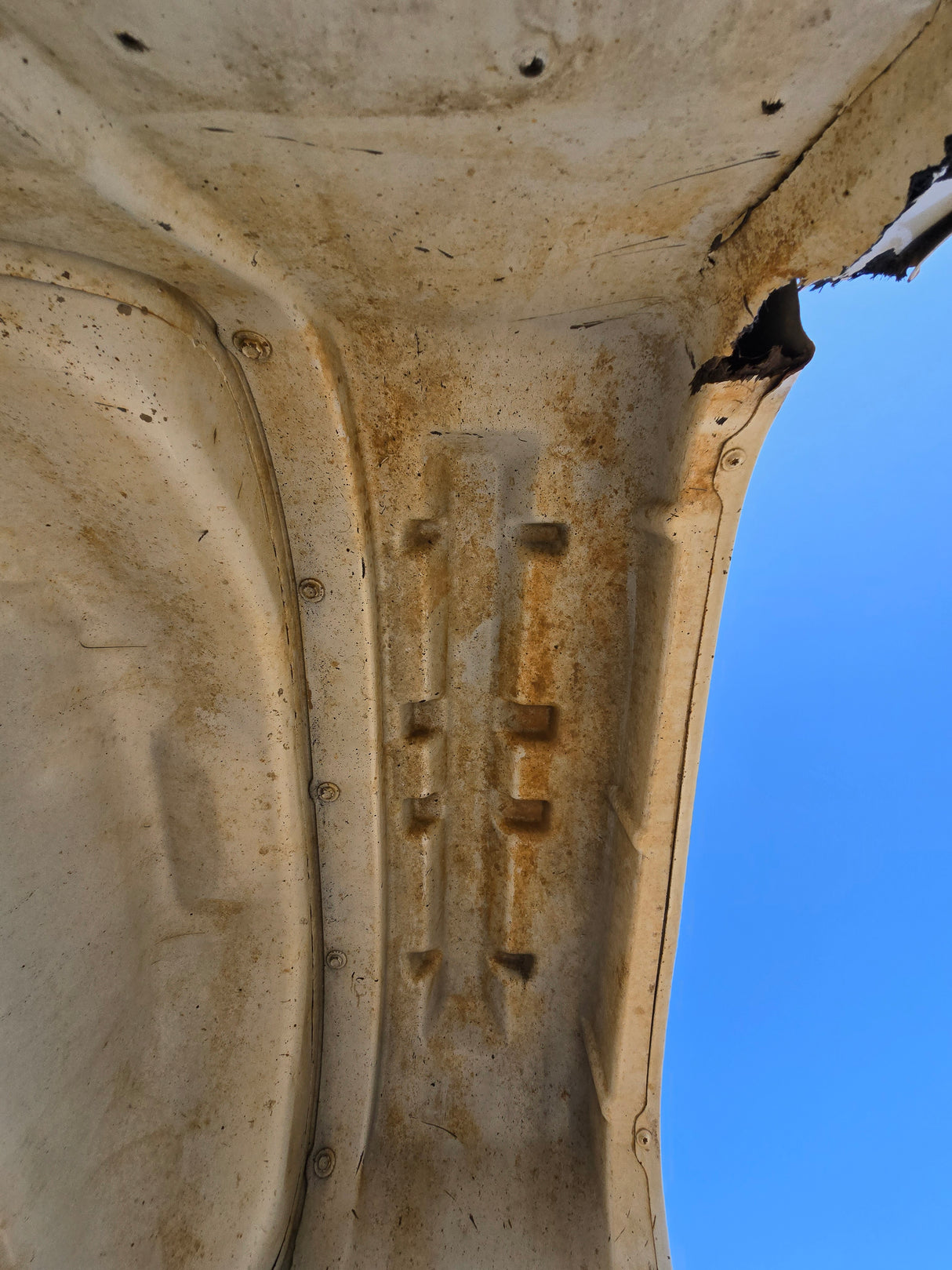 2007-2013 Chevrolet Silverado / GMC Sierra 3500 HD 8' Dually Truck Bed