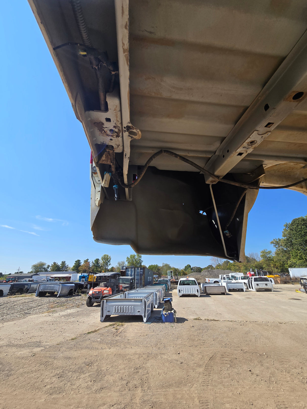 2007-2013 Chevrolet Silverado / GMC Sierra 3500 HD 8' Dually Truck Bed