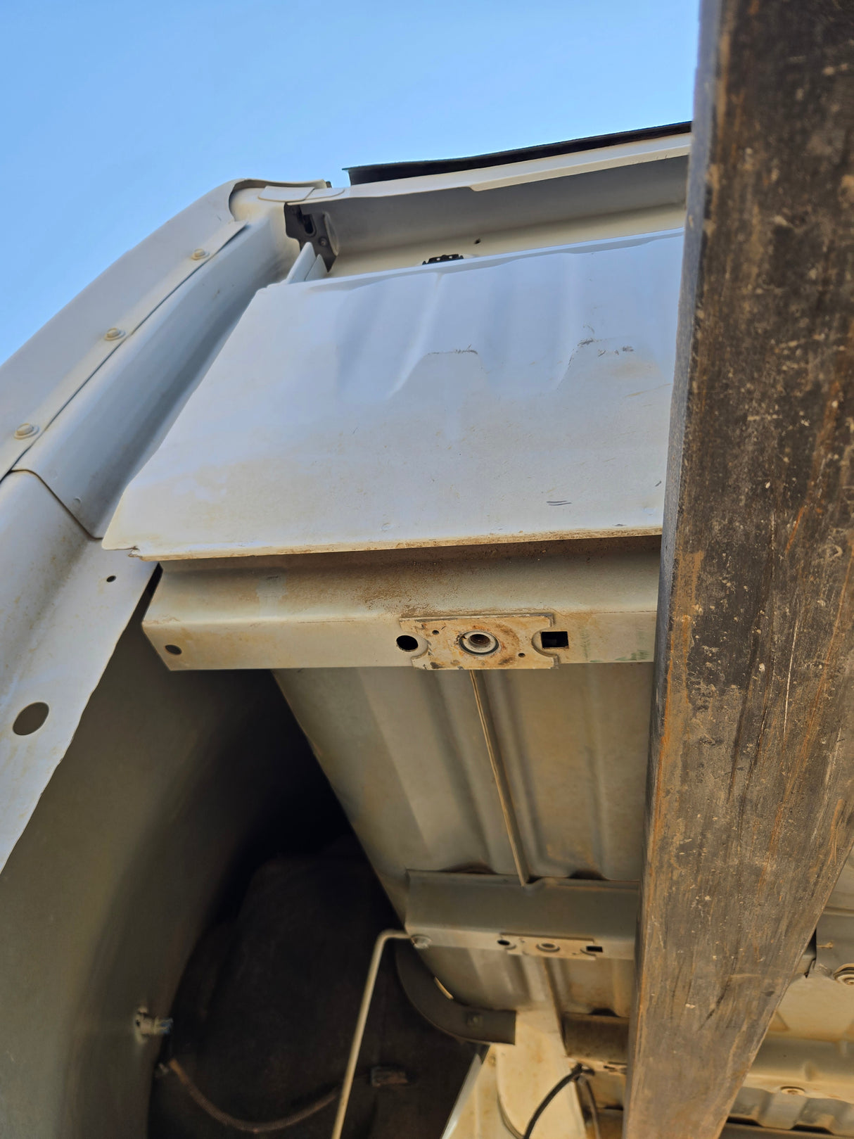 2007-2013 Chevrolet Silverado / GMC Sierra 3500 HD 8' Dually Truck Bed