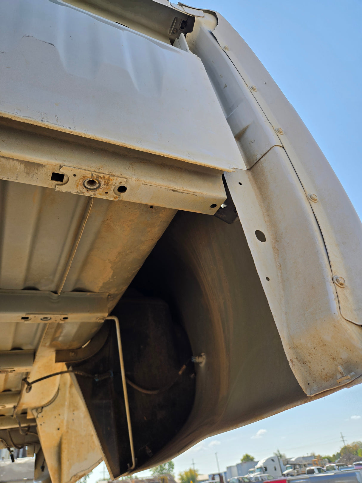 2007-2013 Chevrolet Silverado / GMC Sierra 3500 HD 8' Dually Truck Bed