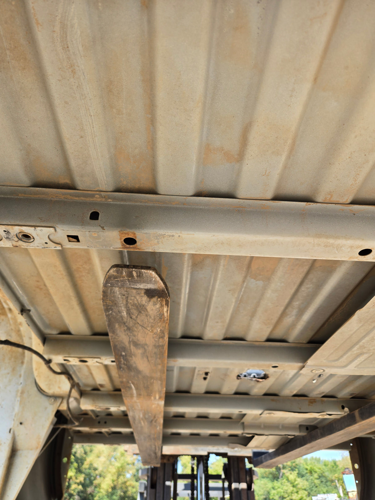 2007-2013 Chevrolet Silverado / GMC Sierra 3500 HD 8' Dually Truck Bed