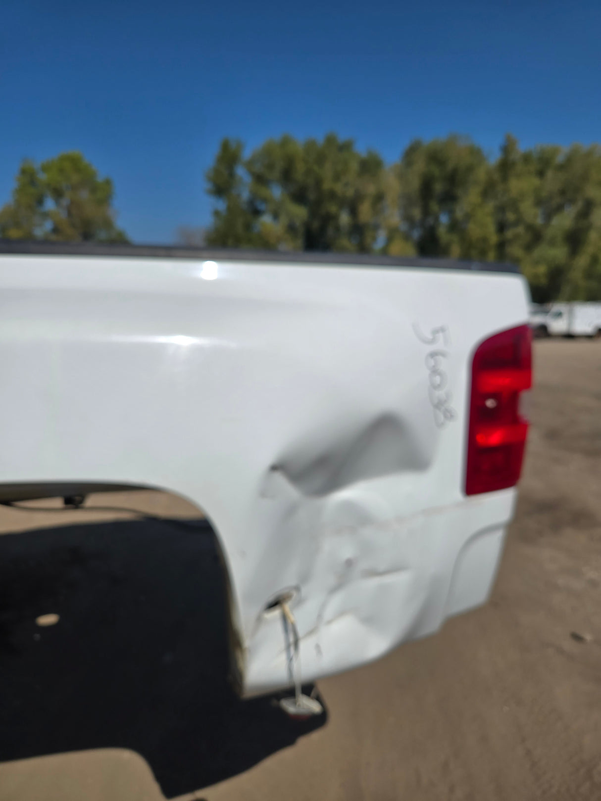 2007-2013 Chevrolet Silverado / GMC Sierra 3500 HD 8' Dually Truck Bed