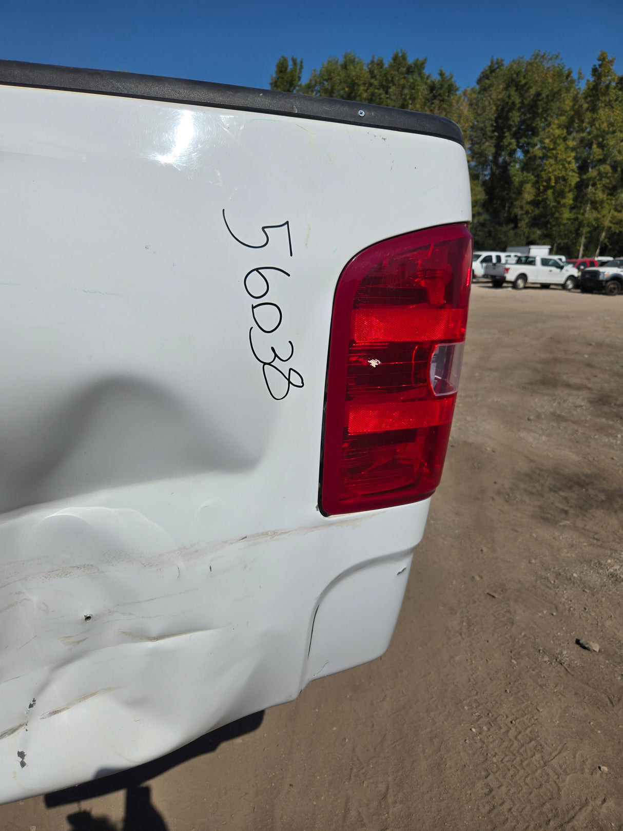 2007-2013 Chevrolet Silverado / GMC Sierra 3500 HD 8' Dually Truck Bed