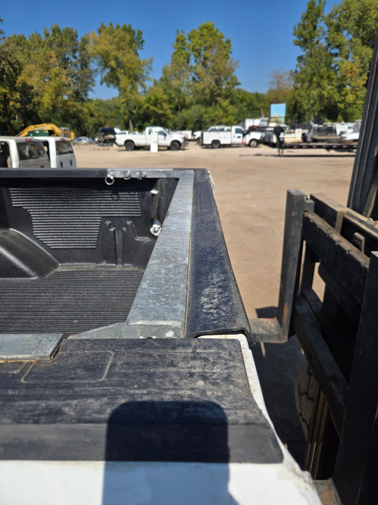 2019-2025 Chevrolet Silverado 1500 8' Long Truck Bed - White