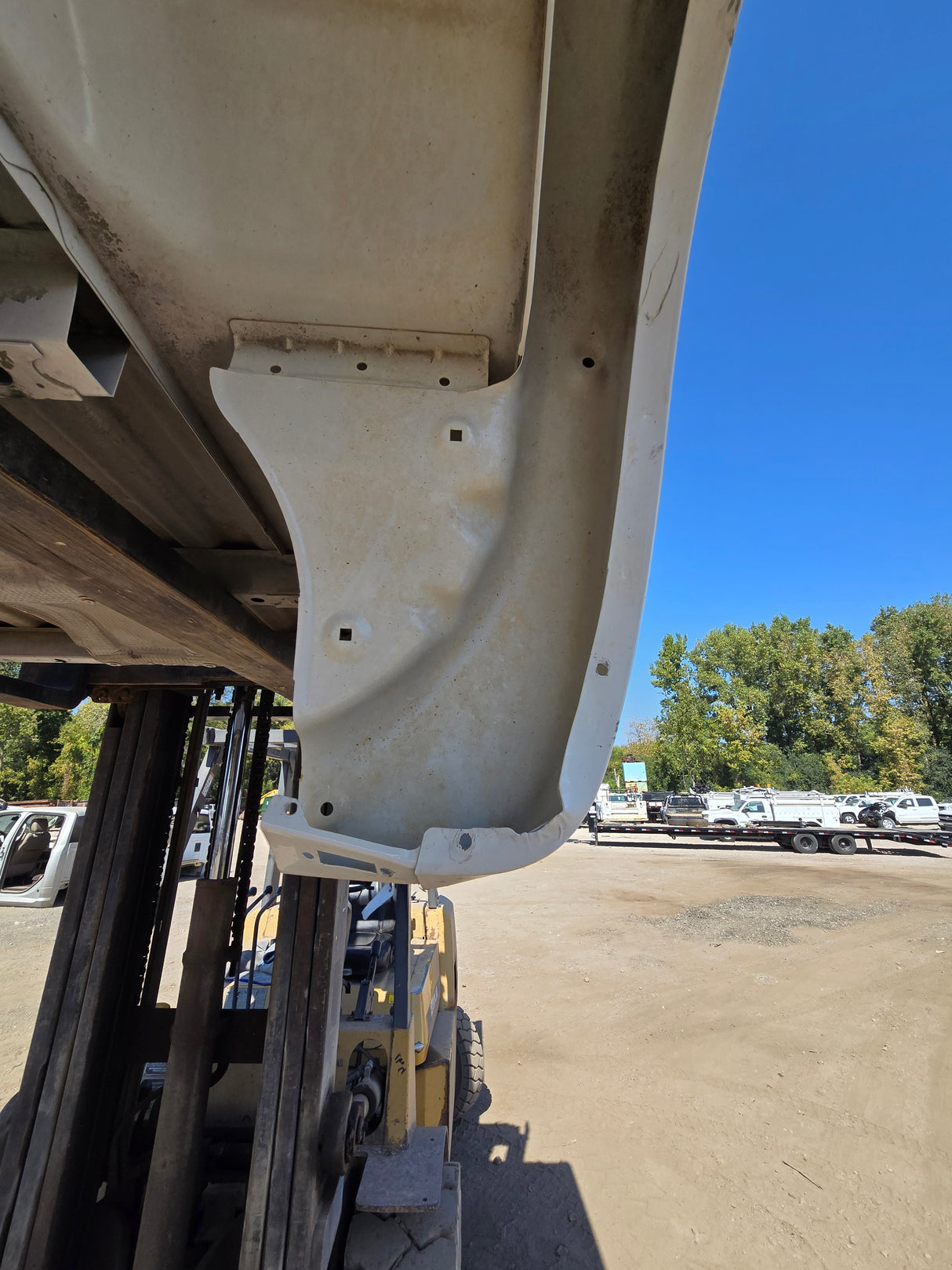 2019-2025 Chevrolet Silverado 1500 8' Long Truck Bed - White