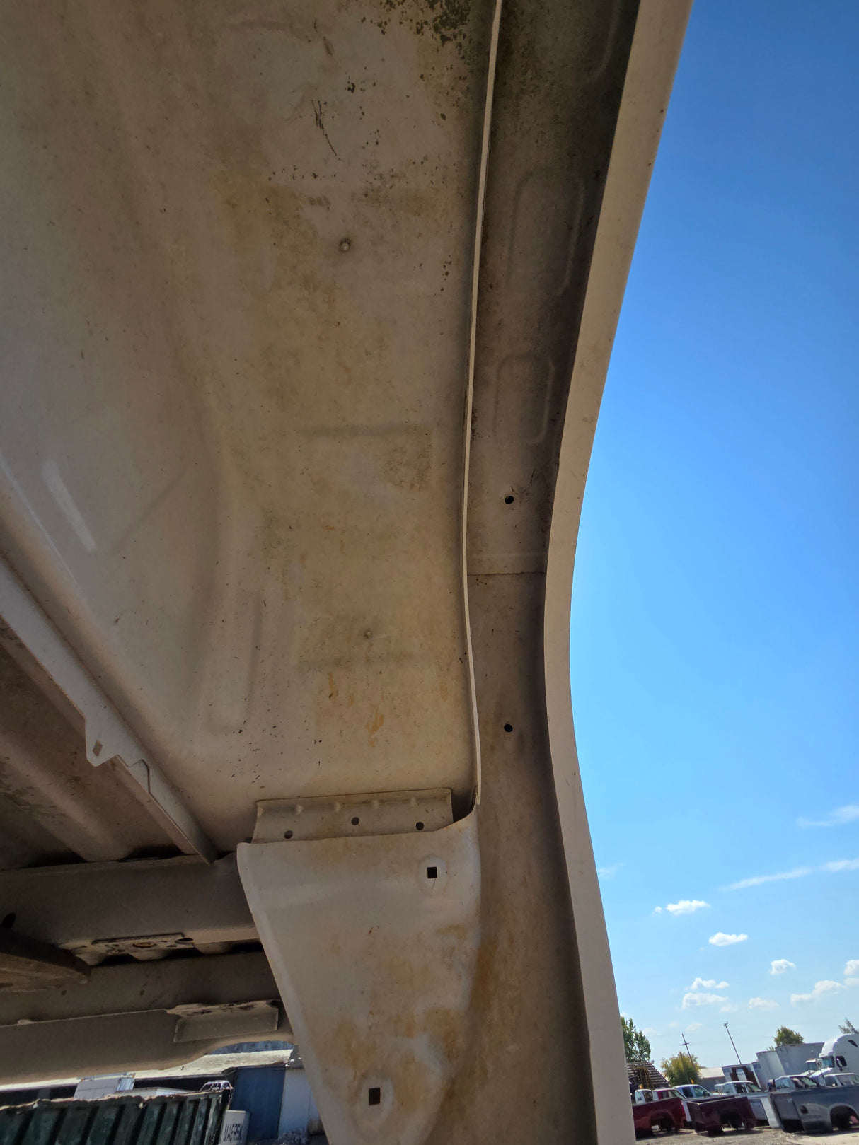 2019-2025 Chevrolet Silverado 1500 8' Long Truck Bed - White