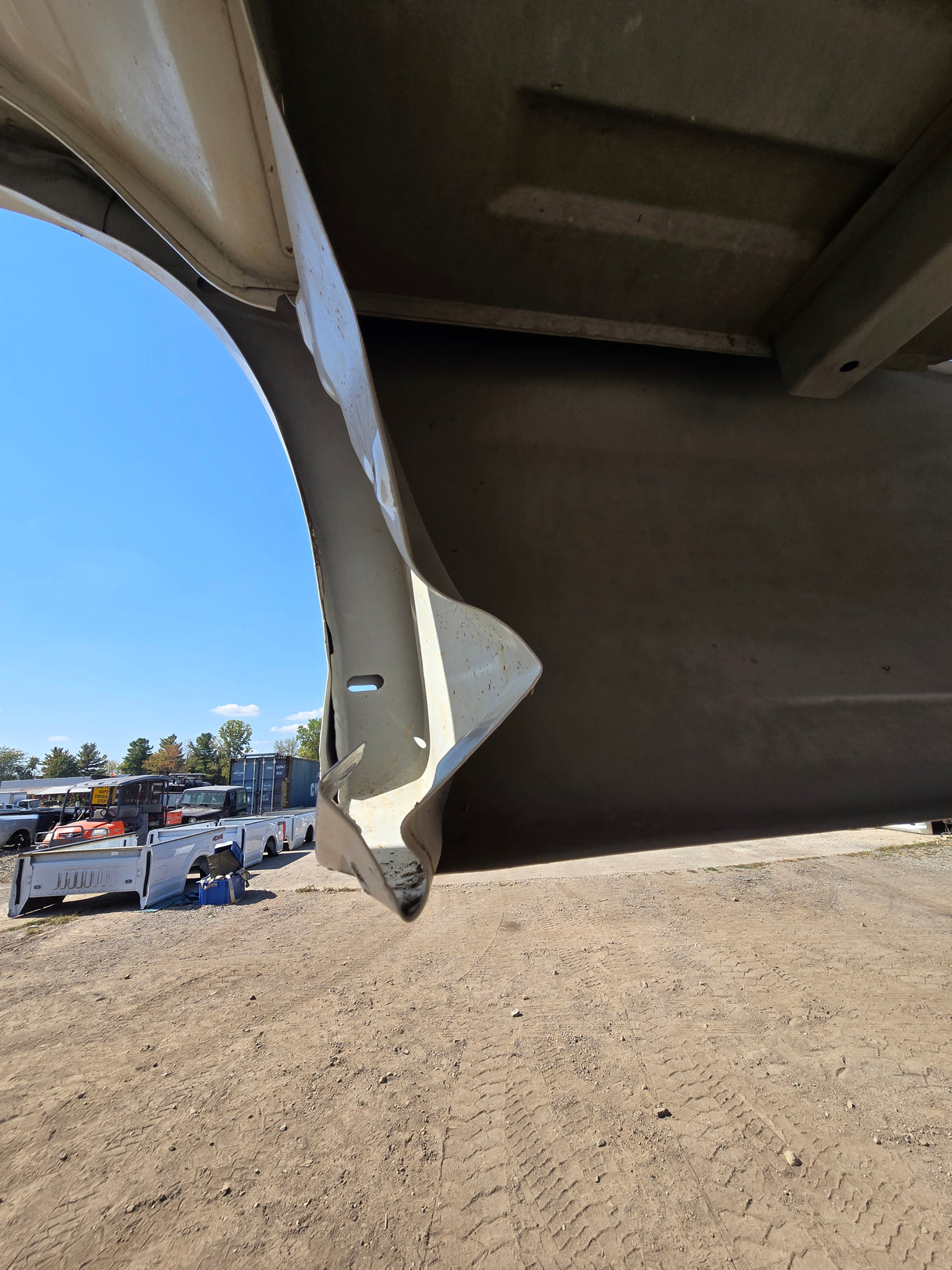 2019-2025 Chevrolet Silverado 1500 8' Long Truck Bed - White