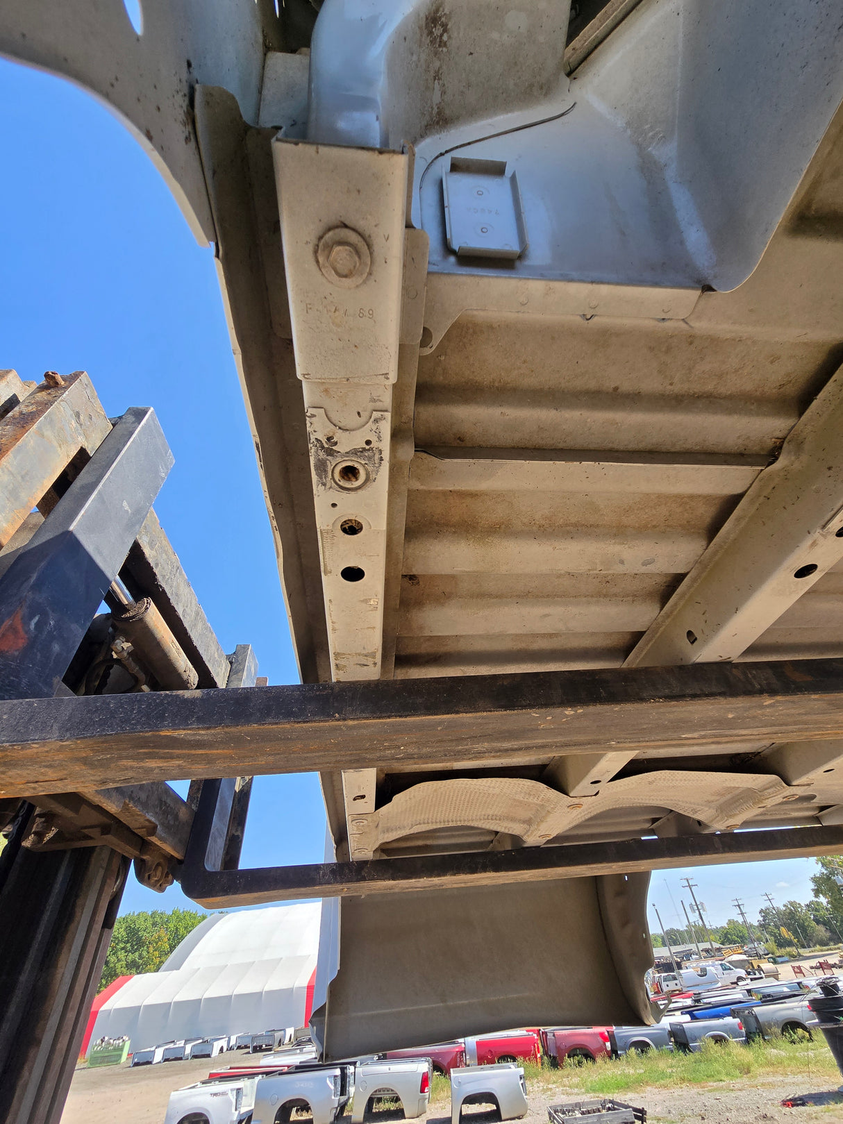 2019-2025 Chevrolet Silverado 1500 8' Long Truck Bed - White