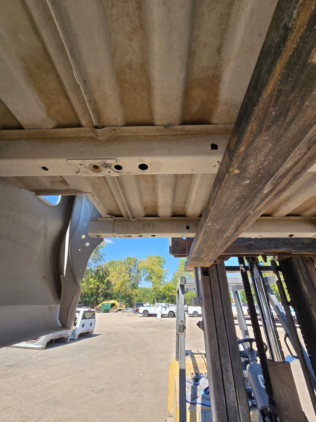 2019-2025 Chevrolet Silverado 1500 8' Long Truck Bed - White