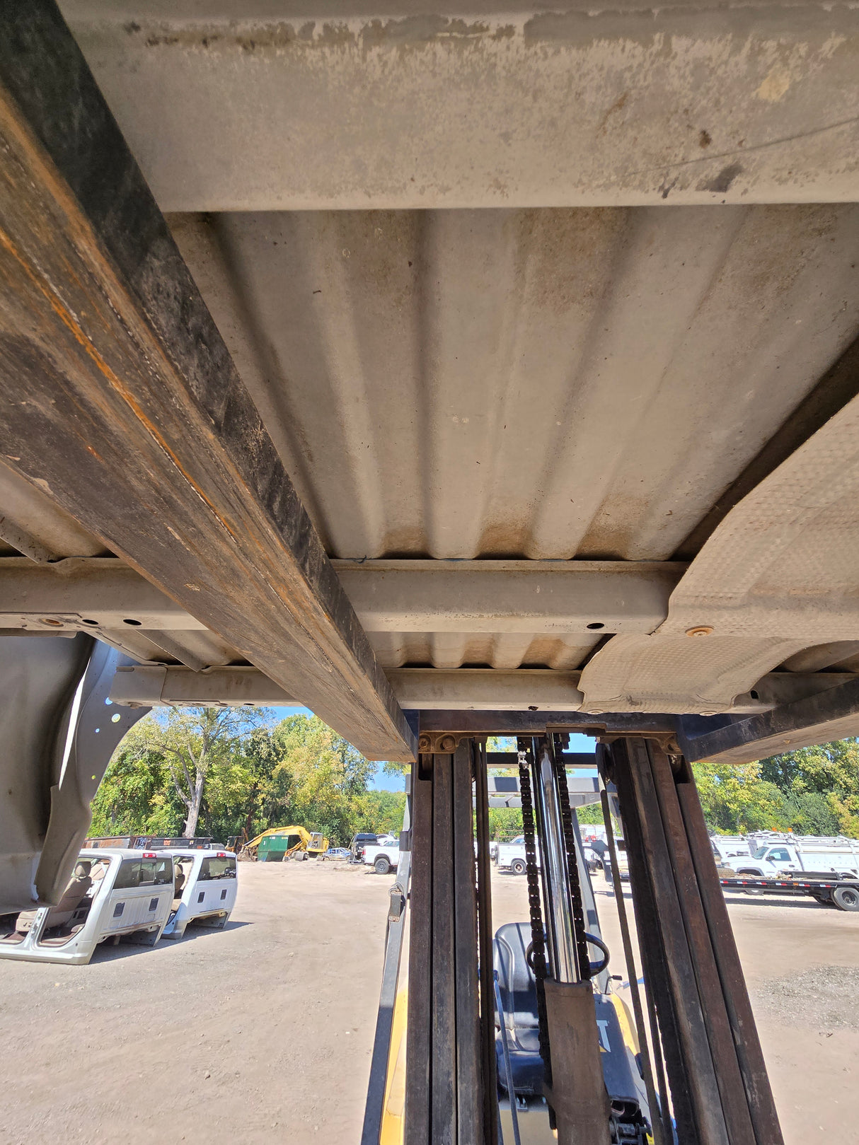 2019-2025 Chevrolet Silverado 1500 8' Long Truck Bed - White