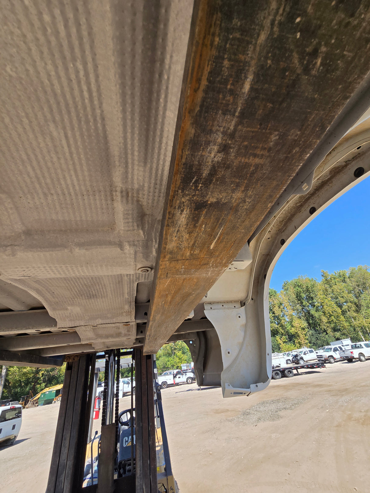 2019-2025 Chevrolet Silverado 1500 8' Long Truck Bed - White