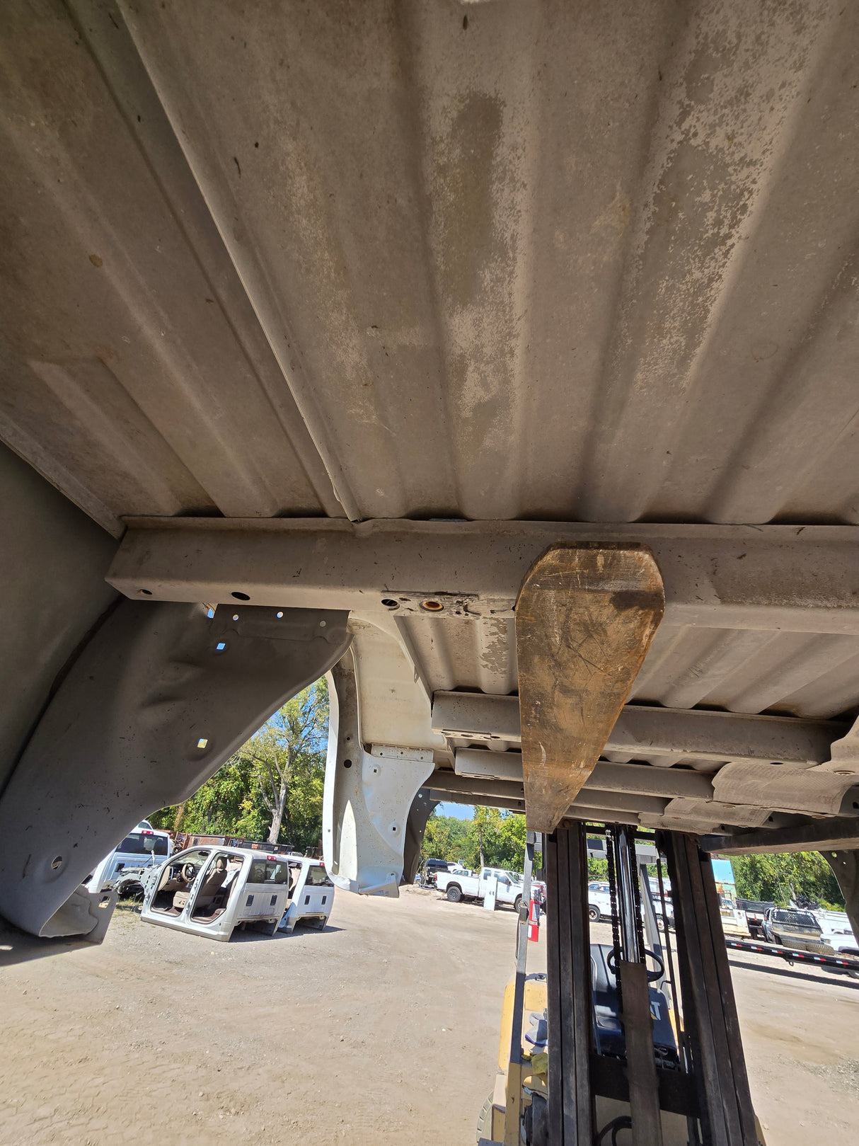 2019-2025 Chevrolet Silverado 1500 8' Long Truck Bed - White