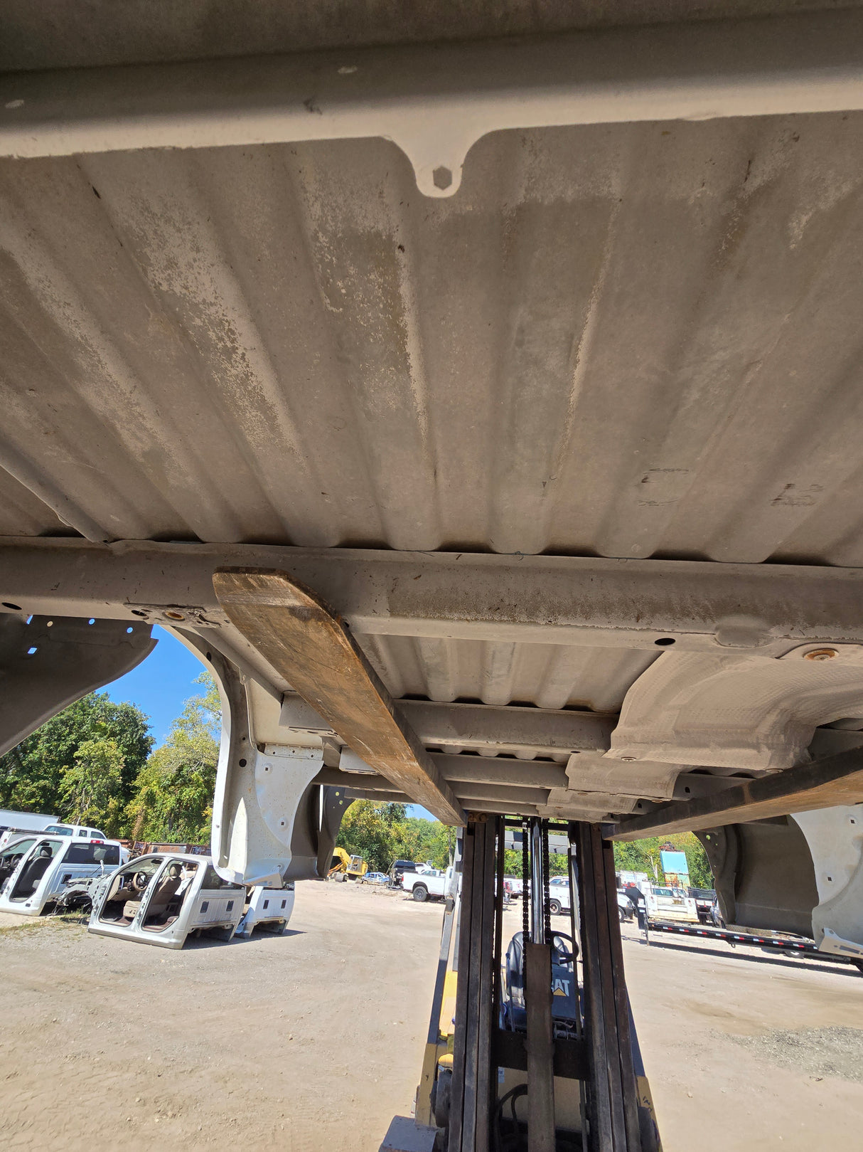 2019-2025 Chevrolet Silverado 1500 8' Long Truck Bed - White