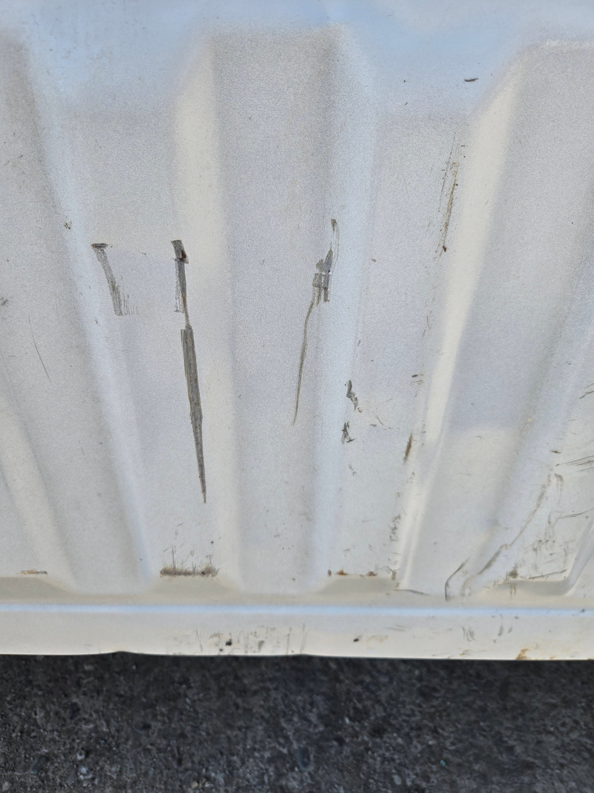 2019-2025 Chevrolet Silverado 1500 8' Long Truck Bed - White