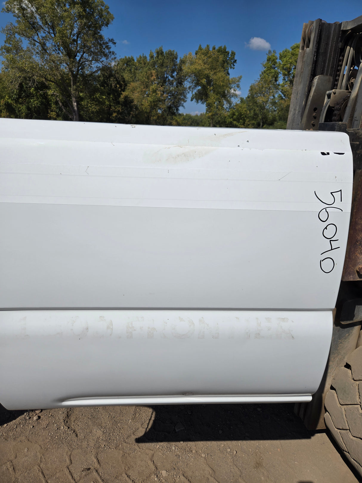 1999-2007 Chevrolet Silverado / GMC Sierra 1500 2500 3500 HD 8' Long Bed Truck Bed - Summit White