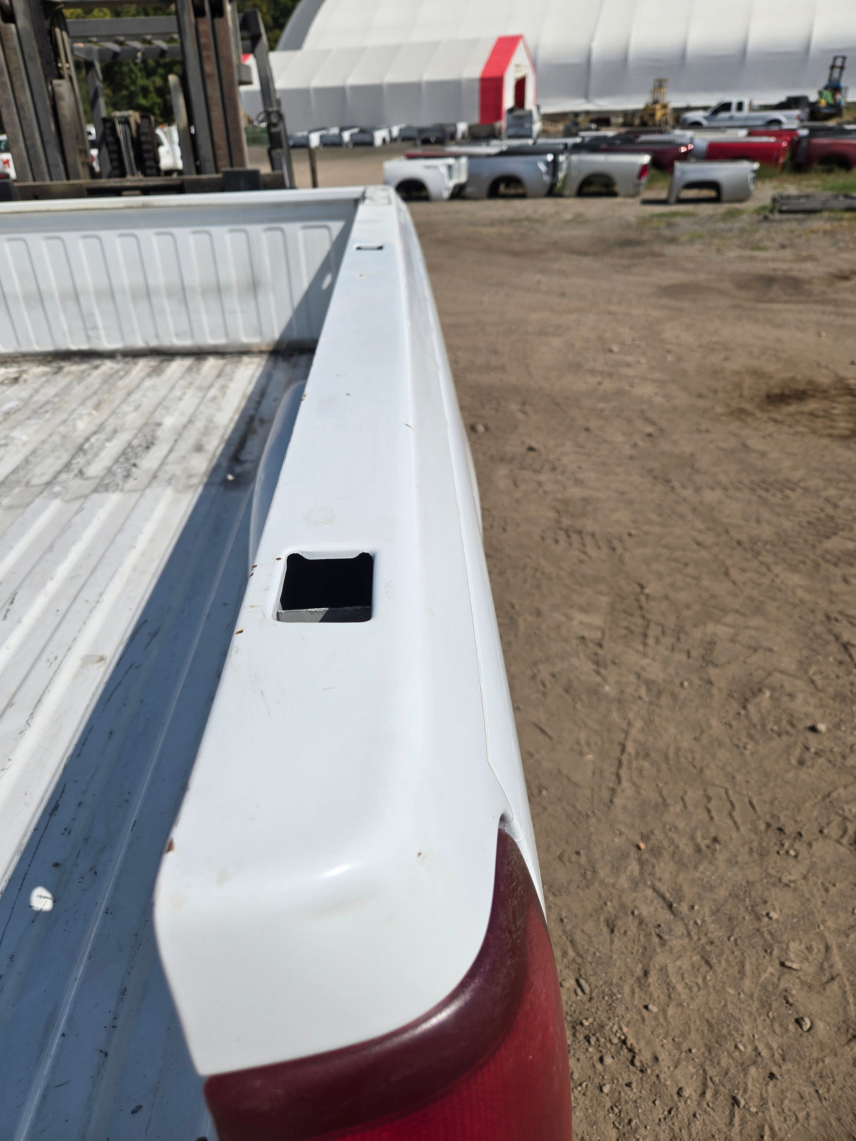 1999-2007 Chevrolet Silverado / GMC Sierra 1500 2500 3500 HD 8' Long Bed Truck Bed - Summit White