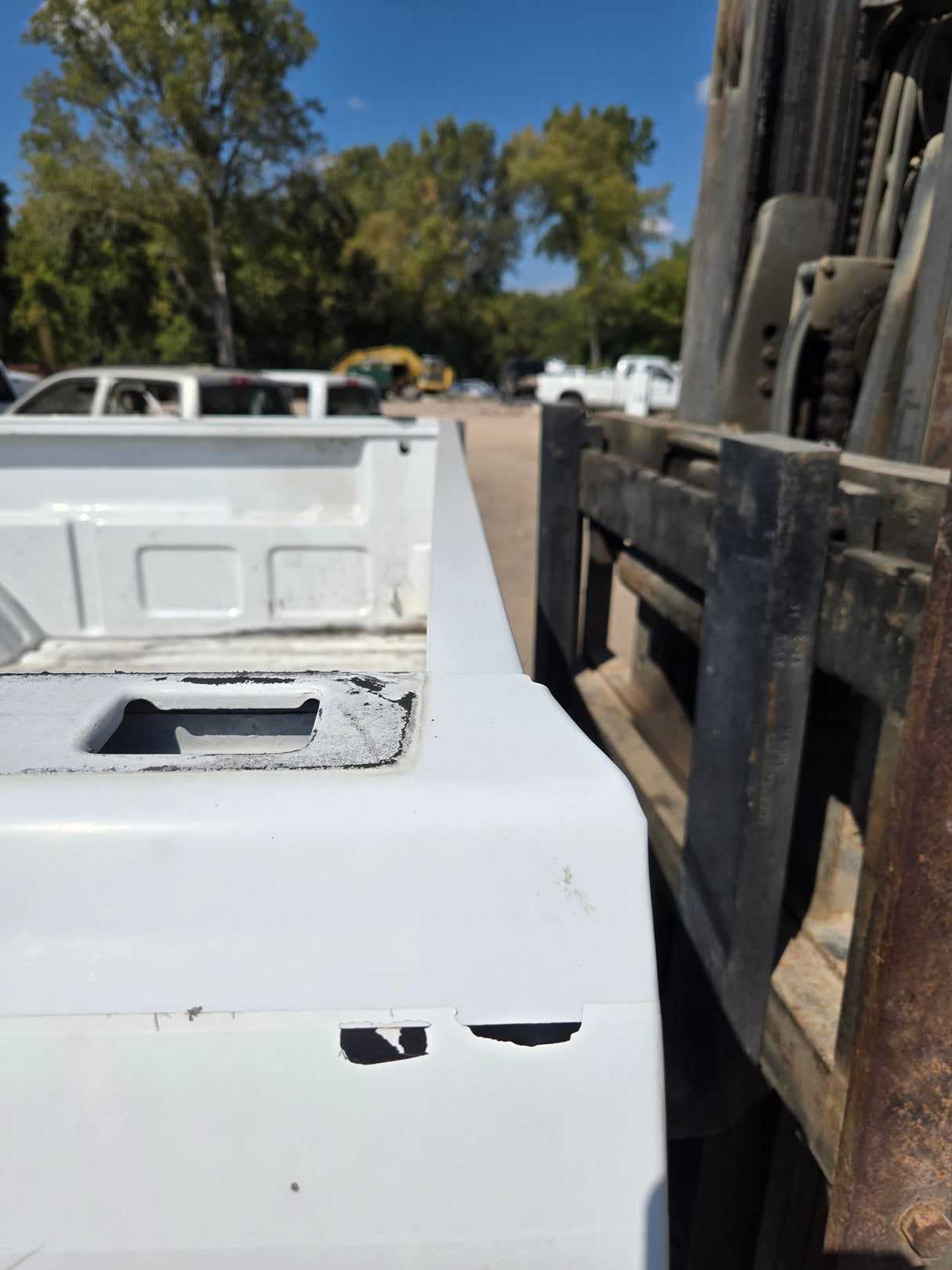 1999-2007 Chevrolet Silverado / GMC Sierra 1500 2500 3500 HD 8' Long Bed Truck Bed - Summit White