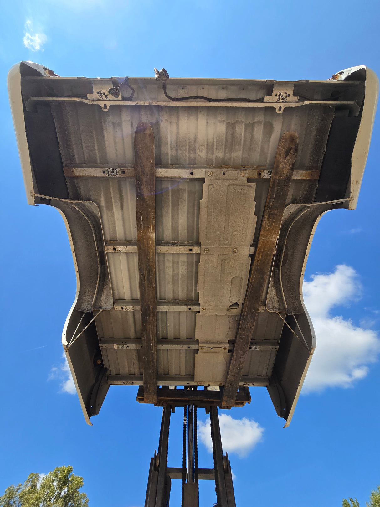 1999-2007 Chevrolet Silverado / GMC Sierra 1500 2500 3500 HD 8' Long Bed Truck Bed - Summit White