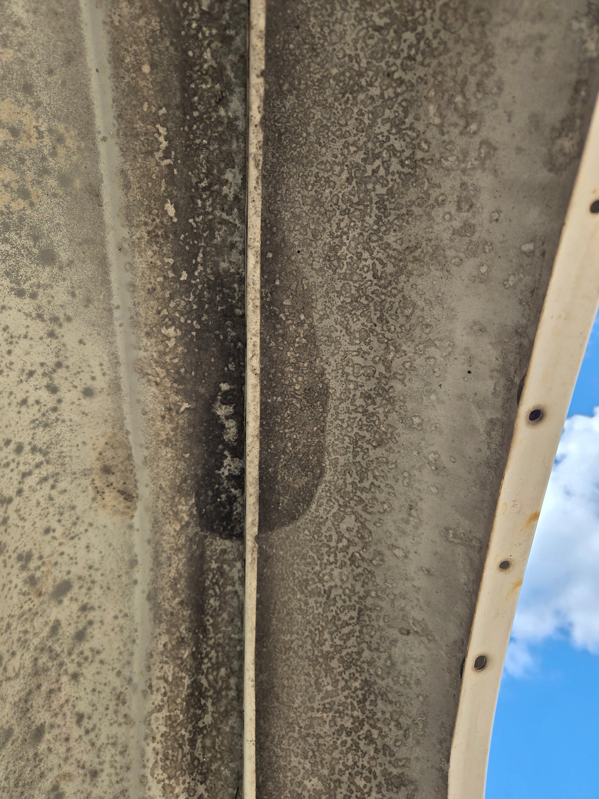 1999-2007 Chevrolet Silverado / GMC Sierra 1500 2500 3500 HD 8' Long Bed Truck Bed - Summit White