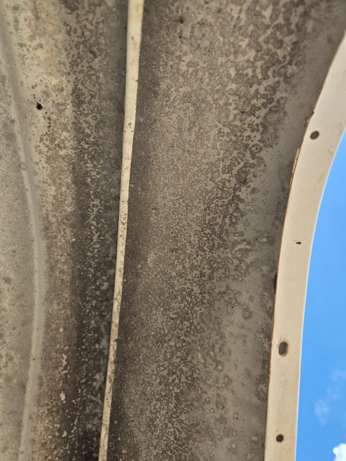 1999-2007 Chevrolet Silverado / GMC Sierra 1500 2500 3500 HD 8' Long Bed Truck Bed - Summit White