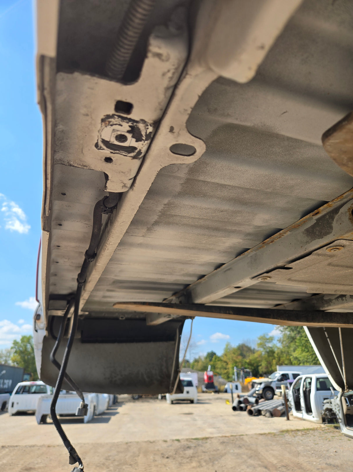 1999-2007 Chevrolet Silverado / GMC Sierra 1500 2500 3500 HD 8' Long Bed Truck Bed - Summit White