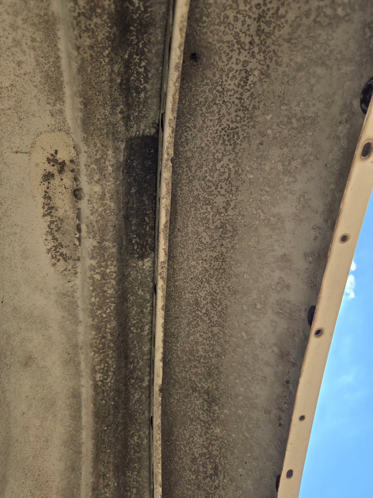 1999-2007 Chevrolet Silverado / GMC Sierra 1500 2500 3500 HD 8' Long Bed Truck Bed - Summit White