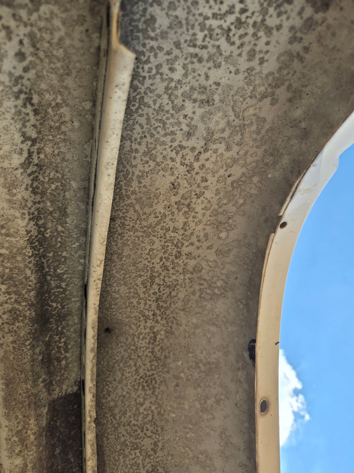 1999-2007 Chevrolet Silverado / GMC Sierra 1500 2500 3500 HD 8' Long Bed Truck Bed - Summit White