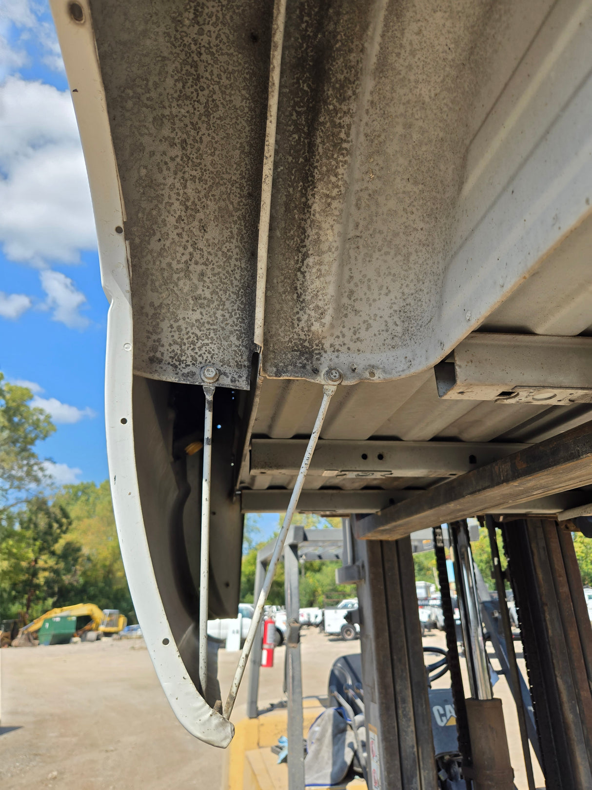 1999-2007 Chevrolet Silverado / GMC Sierra 1500 2500 3500 HD 8' Long Bed Truck Bed - Summit White