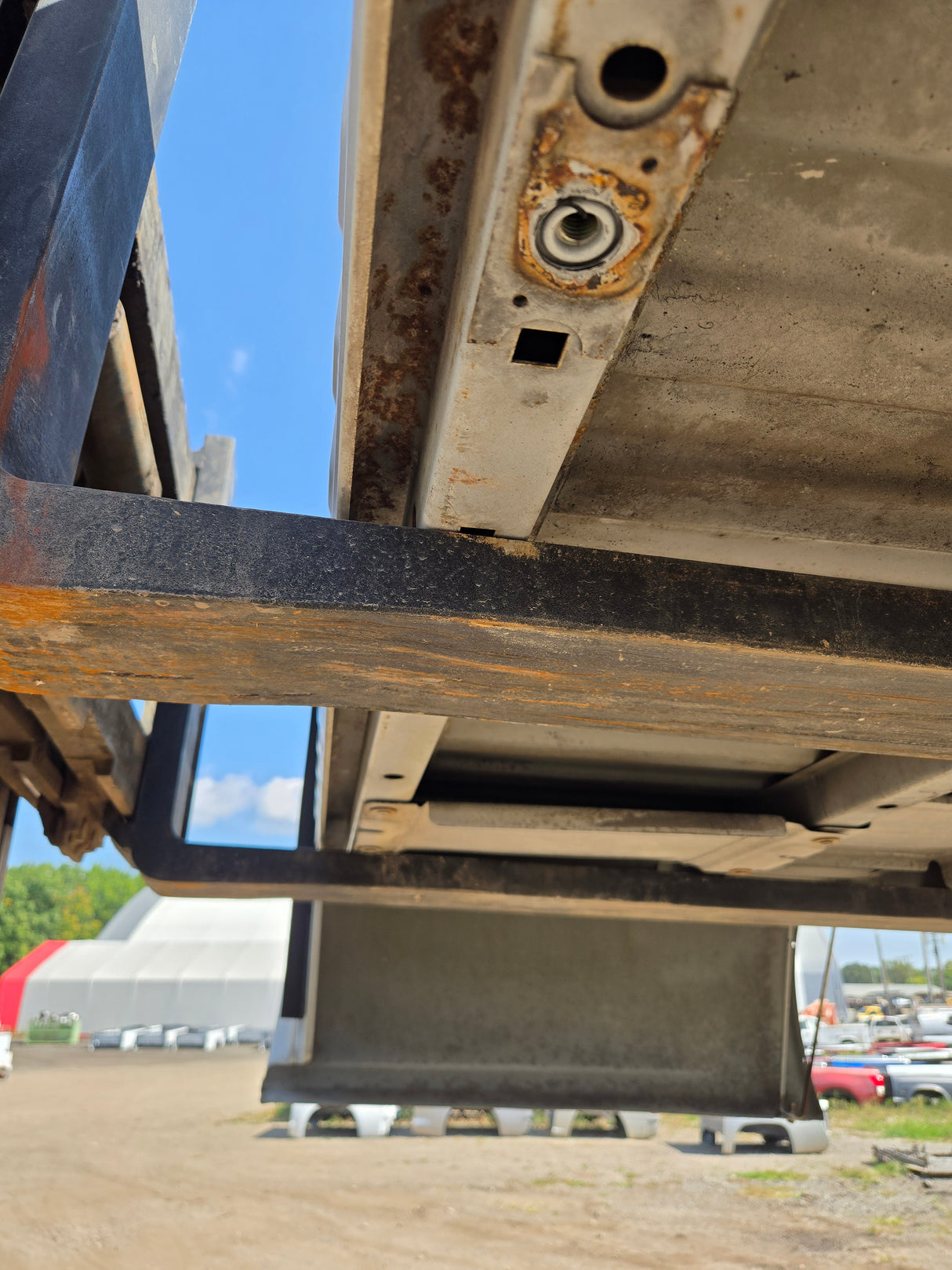 1999-2007 Chevrolet Silverado / GMC Sierra 1500 2500 3500 HD 8' Long Bed Truck Bed - Summit White