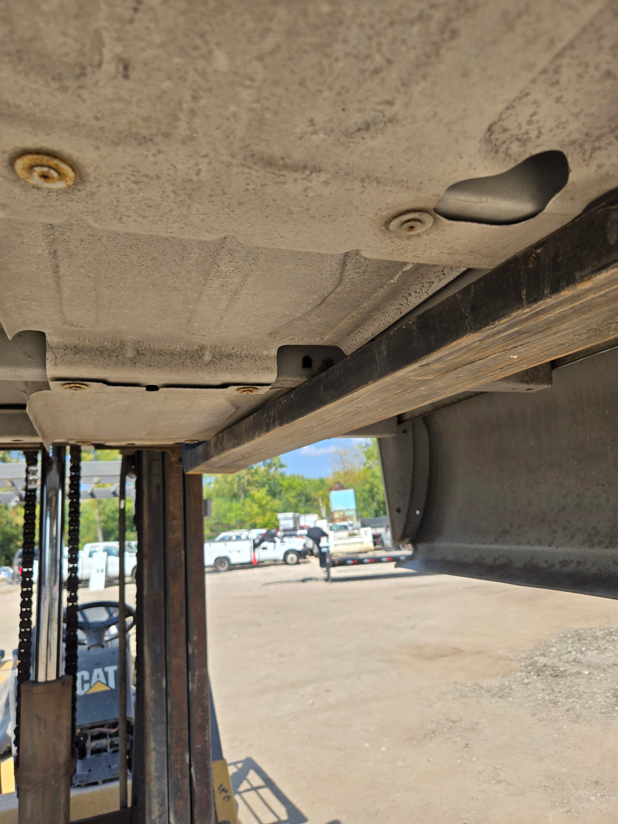 1999-2007 Chevrolet Silverado / GMC Sierra 1500 2500 3500 HD 8' Long Bed Truck Bed - Summit White