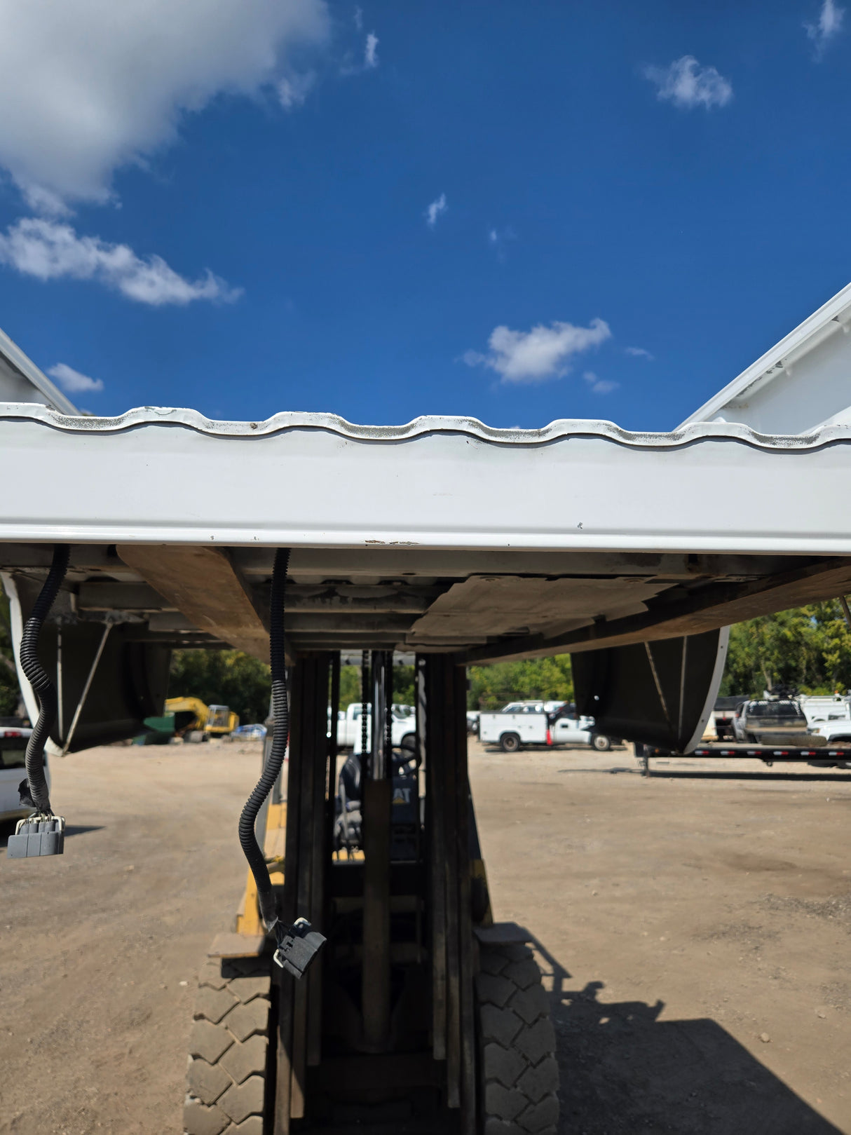 1999-2007 Chevrolet Silverado / GMC Sierra 1500 2500 3500 HD 8' Long Bed Truck Bed - Summit White